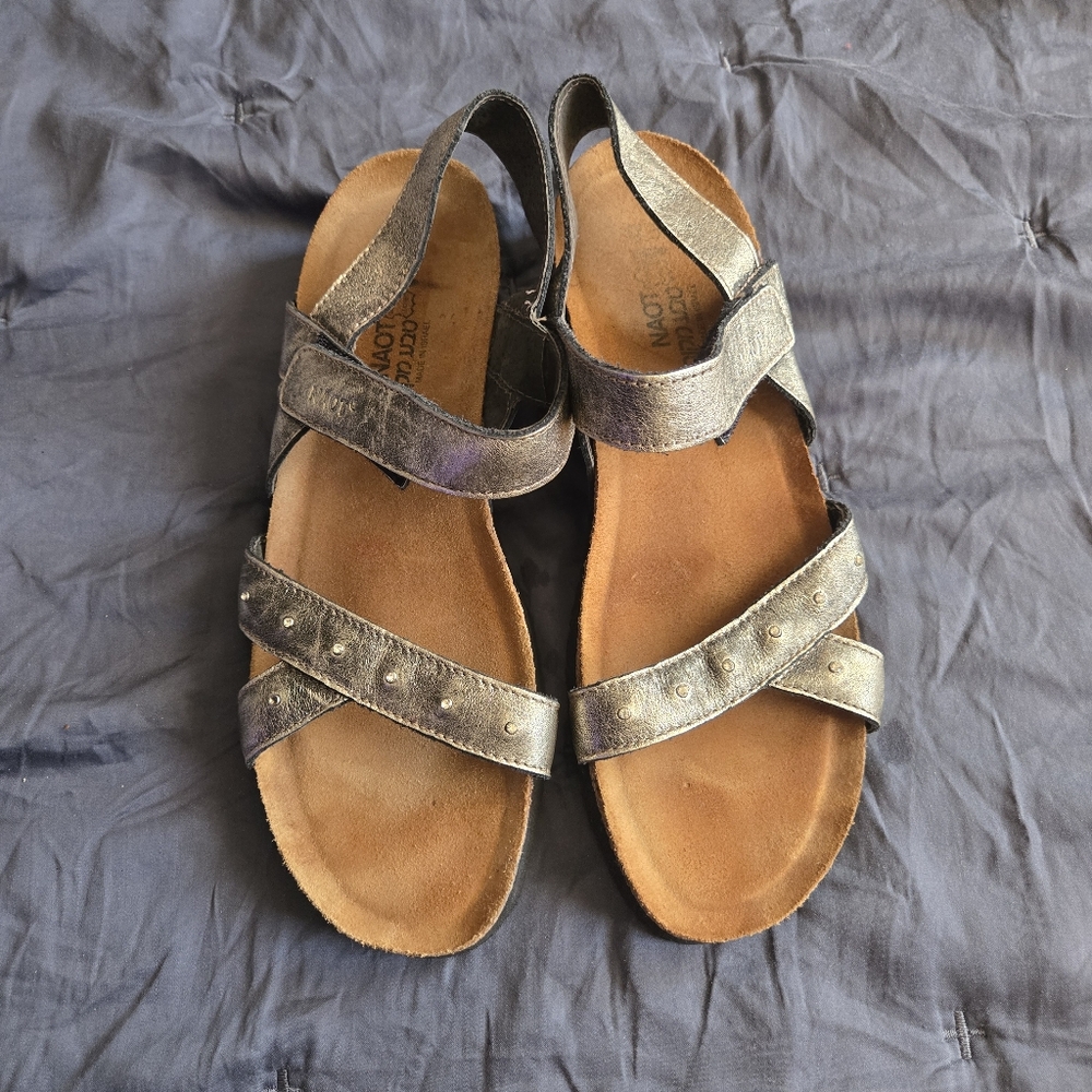 Naot Alyssa Comfort Metallic Strappy Sandals Sz 42